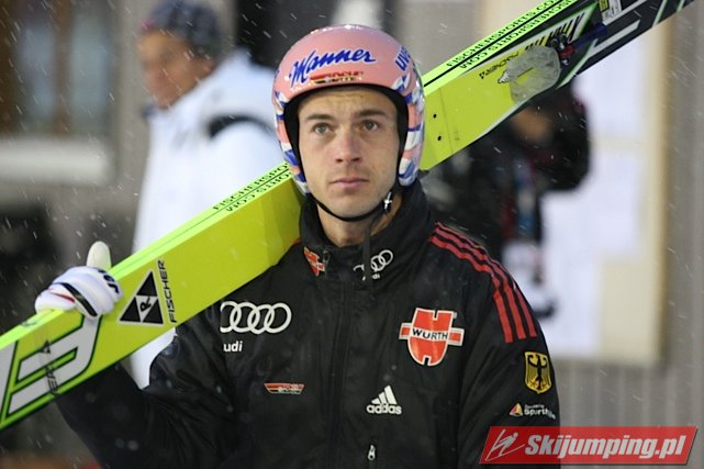 065 Michael Neumayer